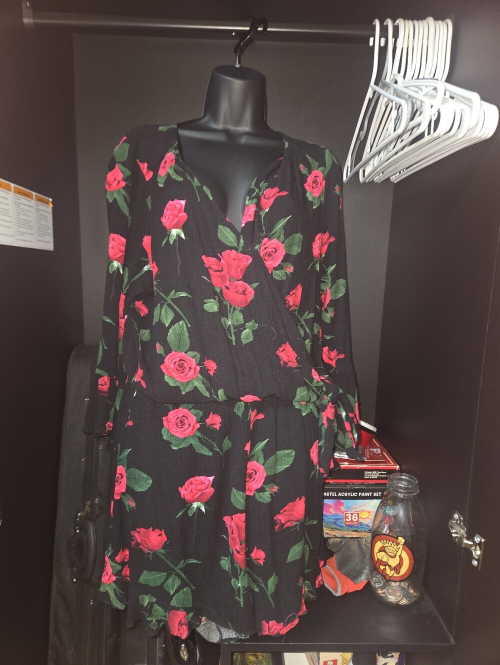 JODIFL Red Floral Rose Print Long Sleeve Romper Dress Black Wrap Neck Medium